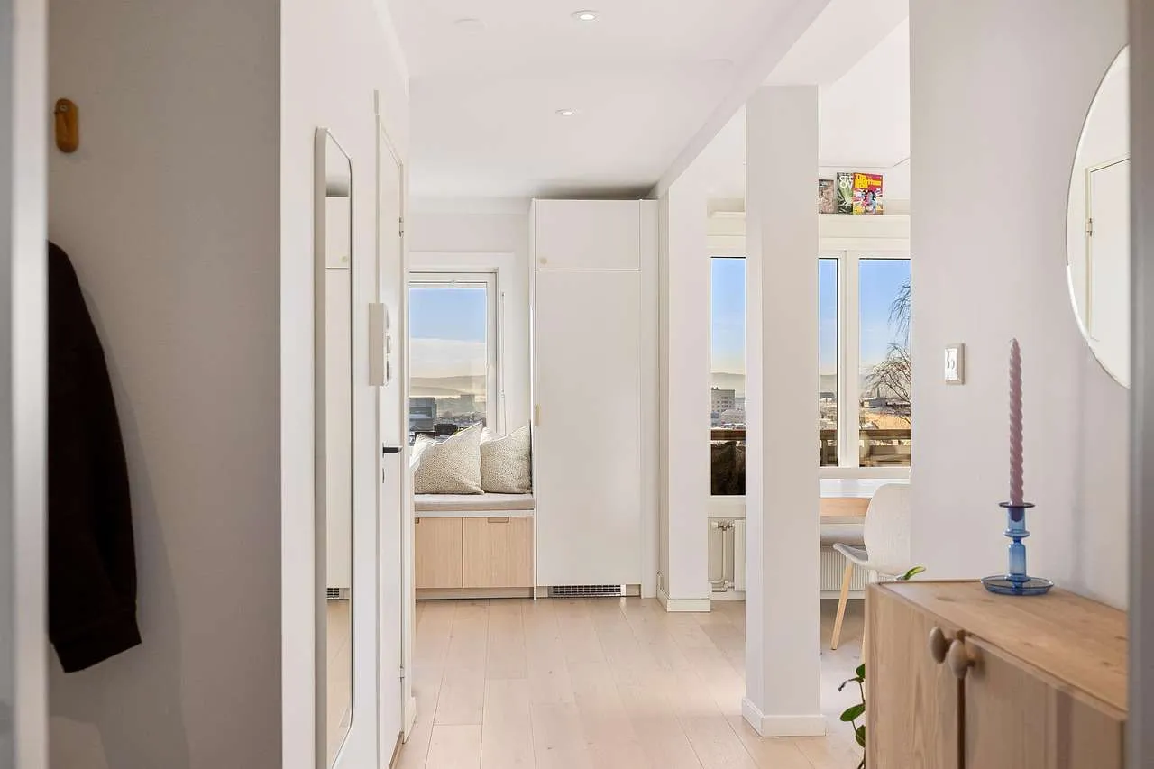 Home Window Tinting: Comfort & Savings